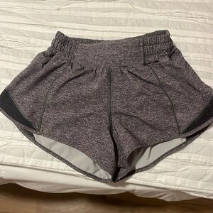 Lulu Lemon size 0 2.5inch Hotty hots!